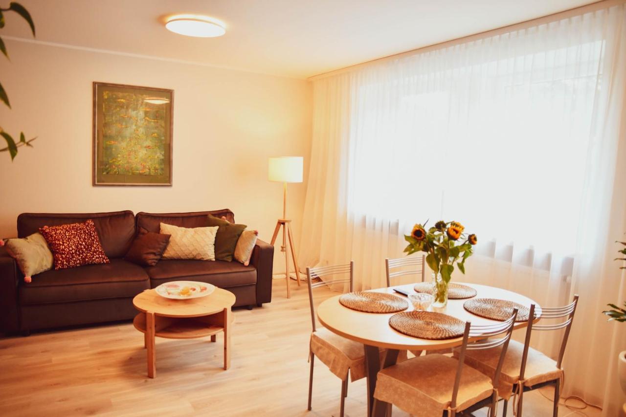 Central Park Apartment Birstonas Luaran gambar