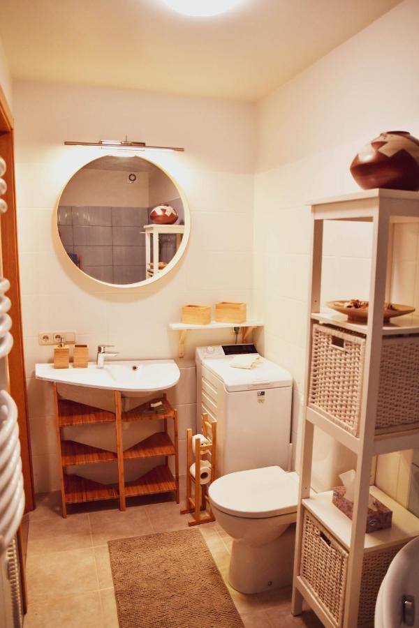 Central Park Apartment Birstonas Luaran gambar