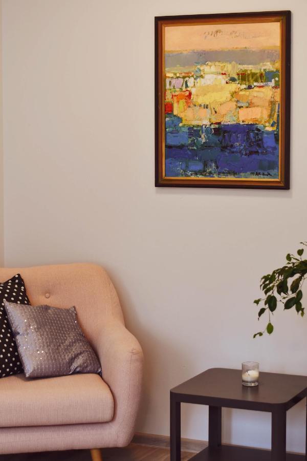 Central Park Apartment Birstonas Luaran gambar